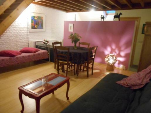 Appartement Ferme du Pont de Bois - Le Fenil à Thuin Extérieur photo